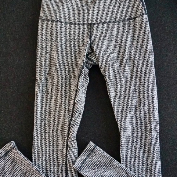 Lululemon Wunder Under High Rise Tight in Houndstooth - Picture 5 of 9